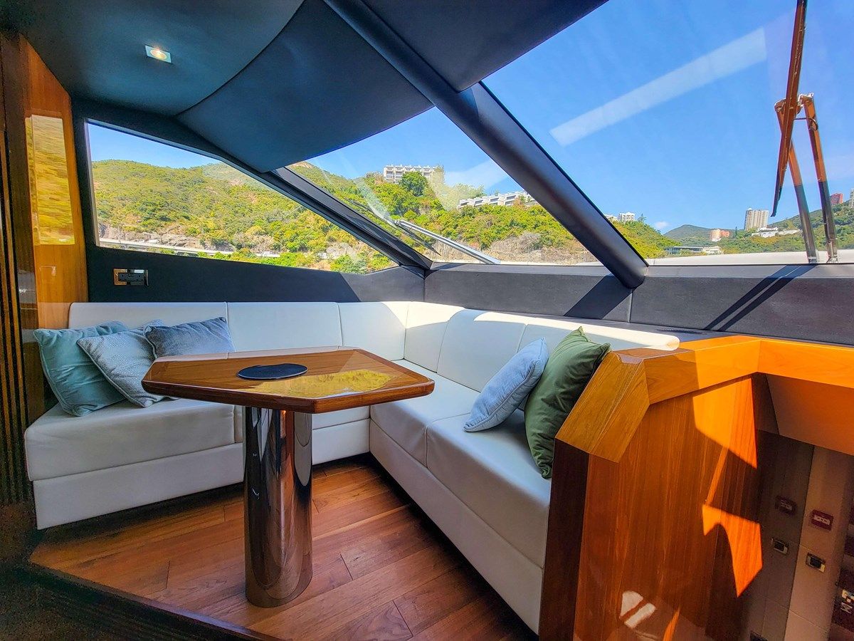 Buy a Sunseeker 86 Yacht - Sunseeker at Shestakov Yacht Sales