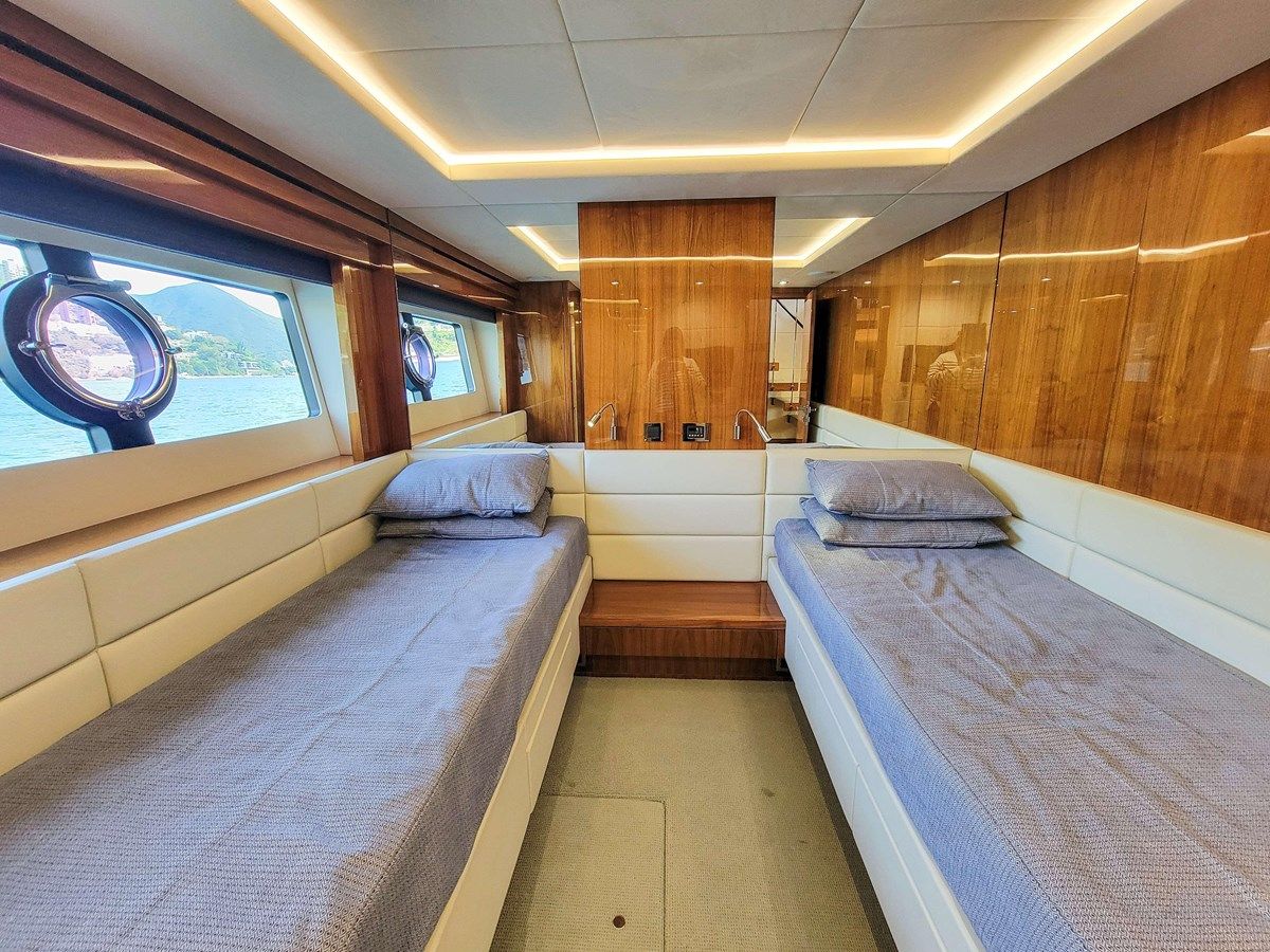 Sunseeker 86 Yacht Sunseeker 86 yacht sale