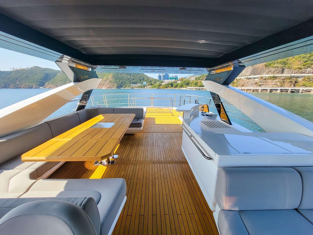 Buy a Sunseeker 86 Yacht 86 at Shestakov Yacht Sales
