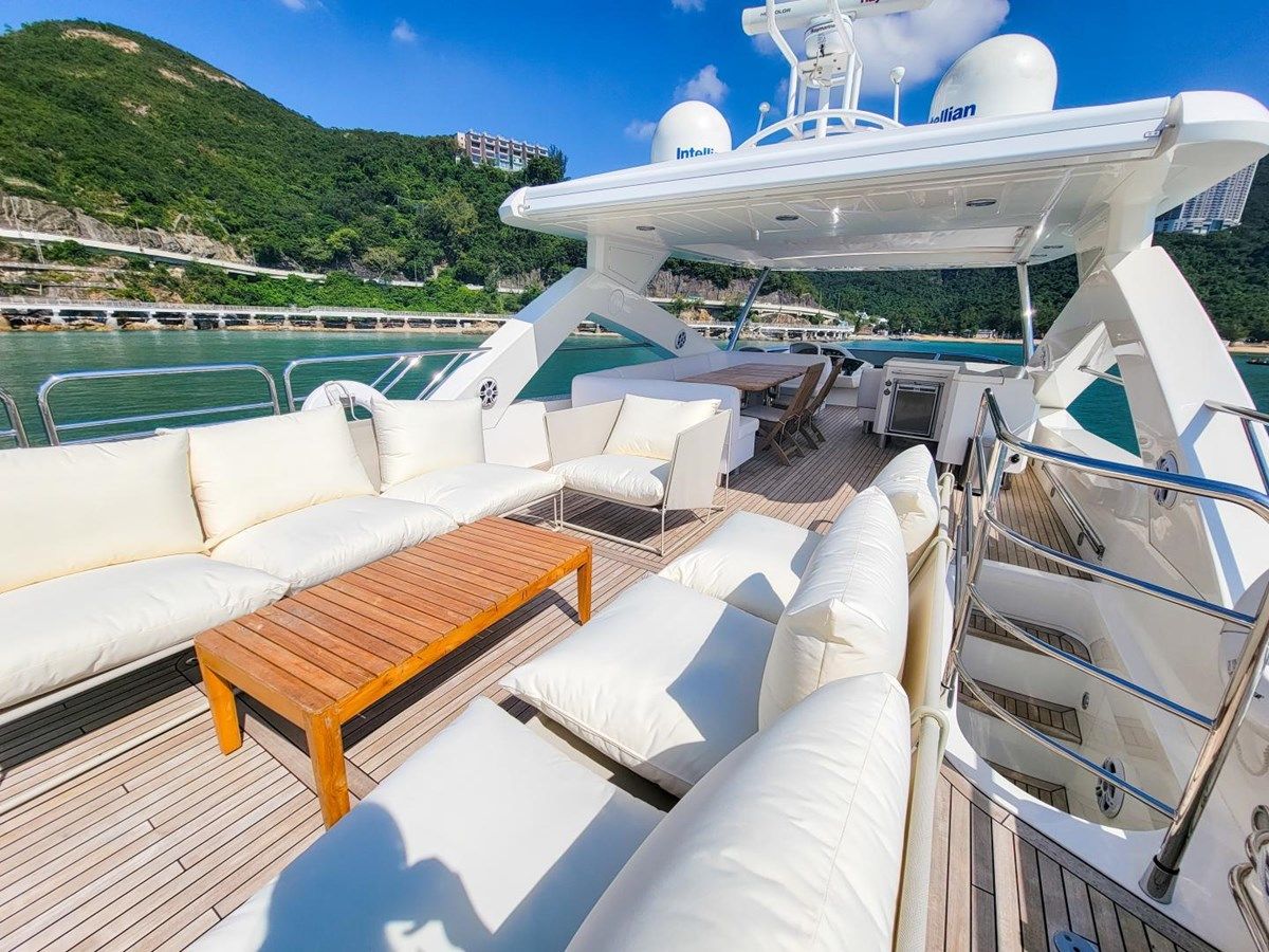 Sunseeker 86 Yacht - Sunseeker price