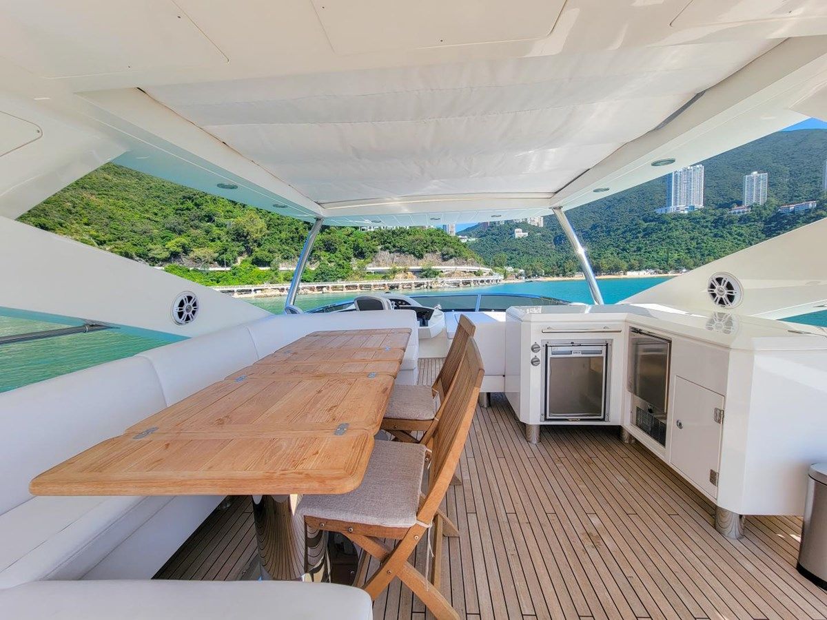 Buy a Sunseeker 86 Yacht - Sunseeker at Shestakov Yacht Sales