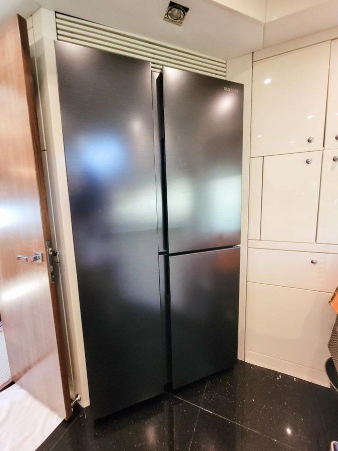 Sunseeker 86 Yacht 88