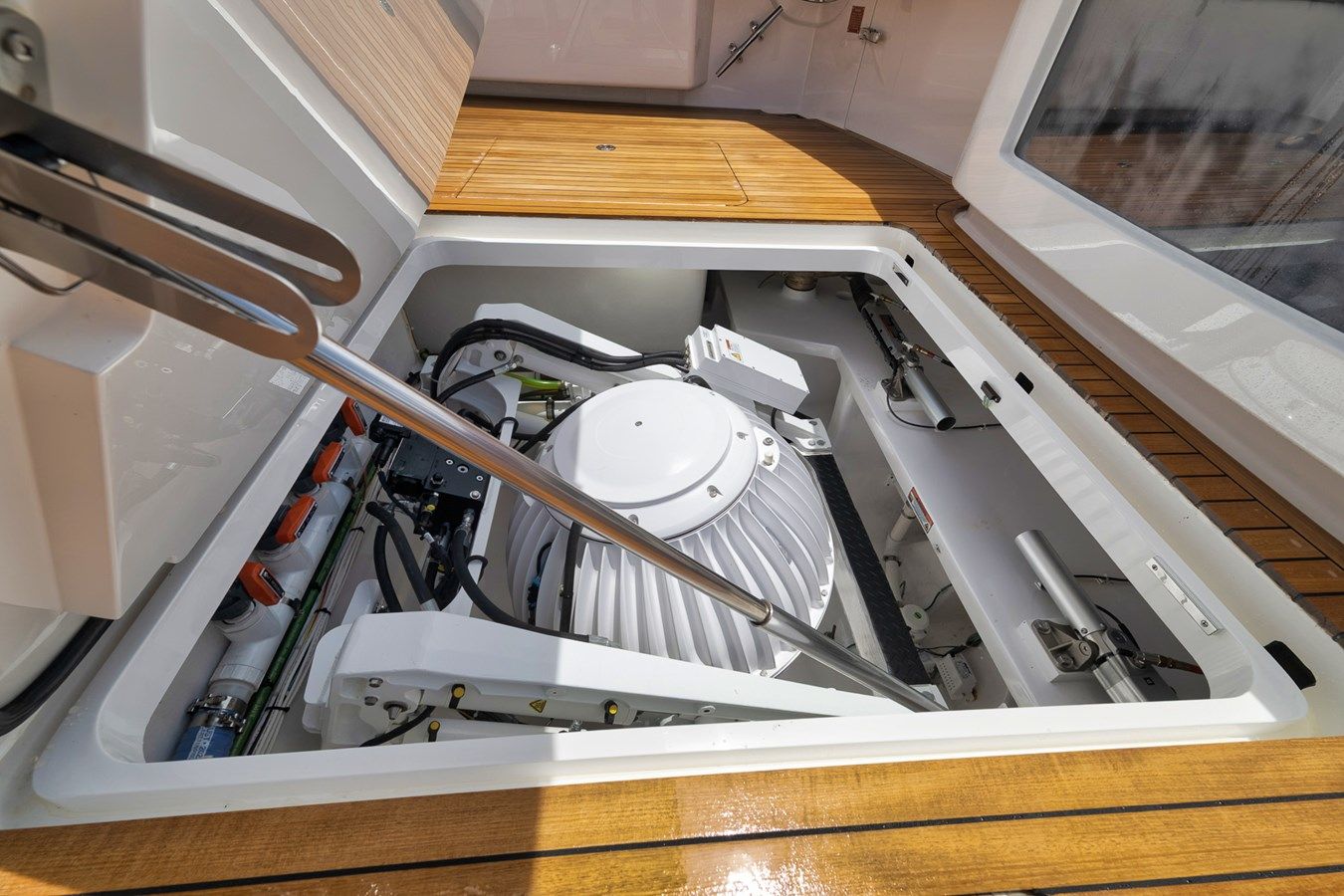 Купить яхту LADY SURFBUM 2024 в Shestakov Yacht Sales