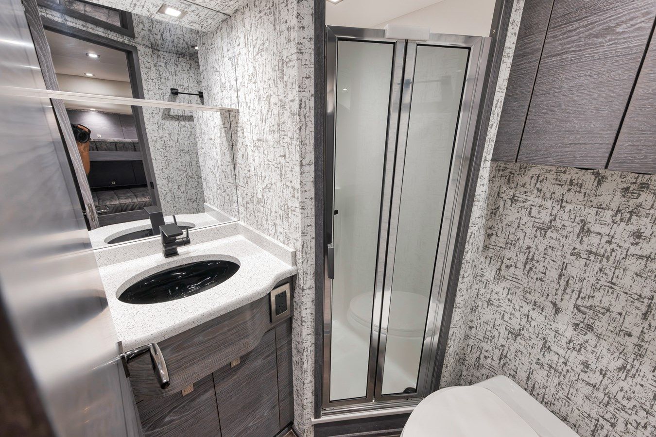 Лучшие предложения покупки яхты LADY SURFBUM - VIKING