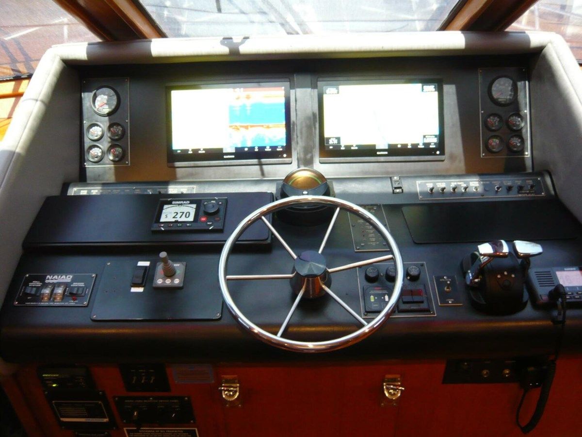 VITAMIN SEA yacht sale