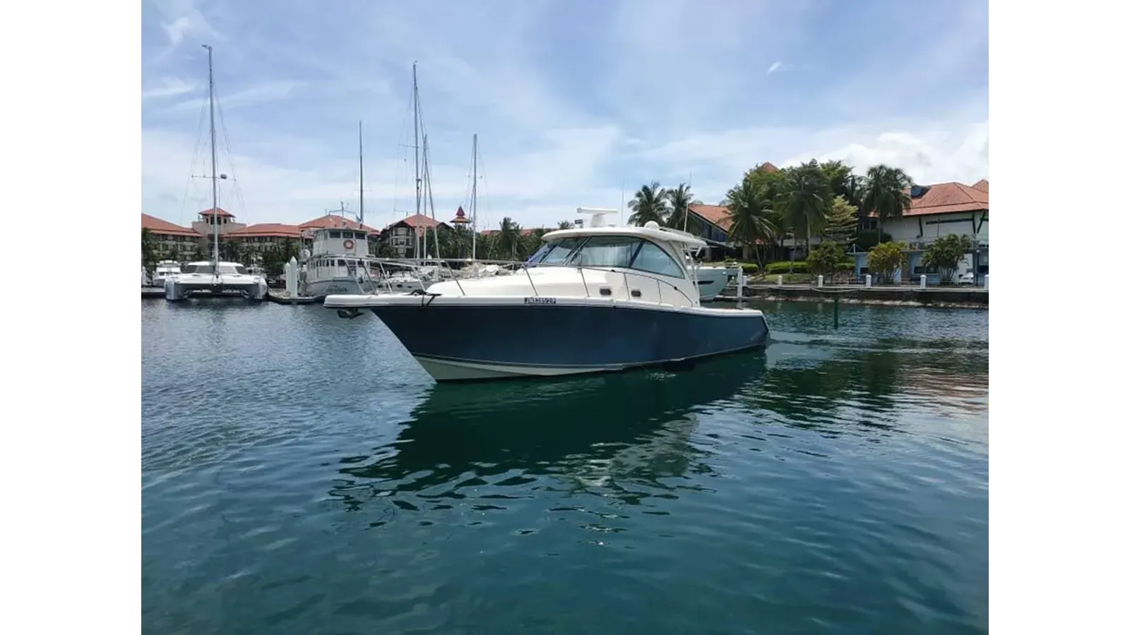 Buy a yacht 2012 Pursuit OS 385 Conquest 2012