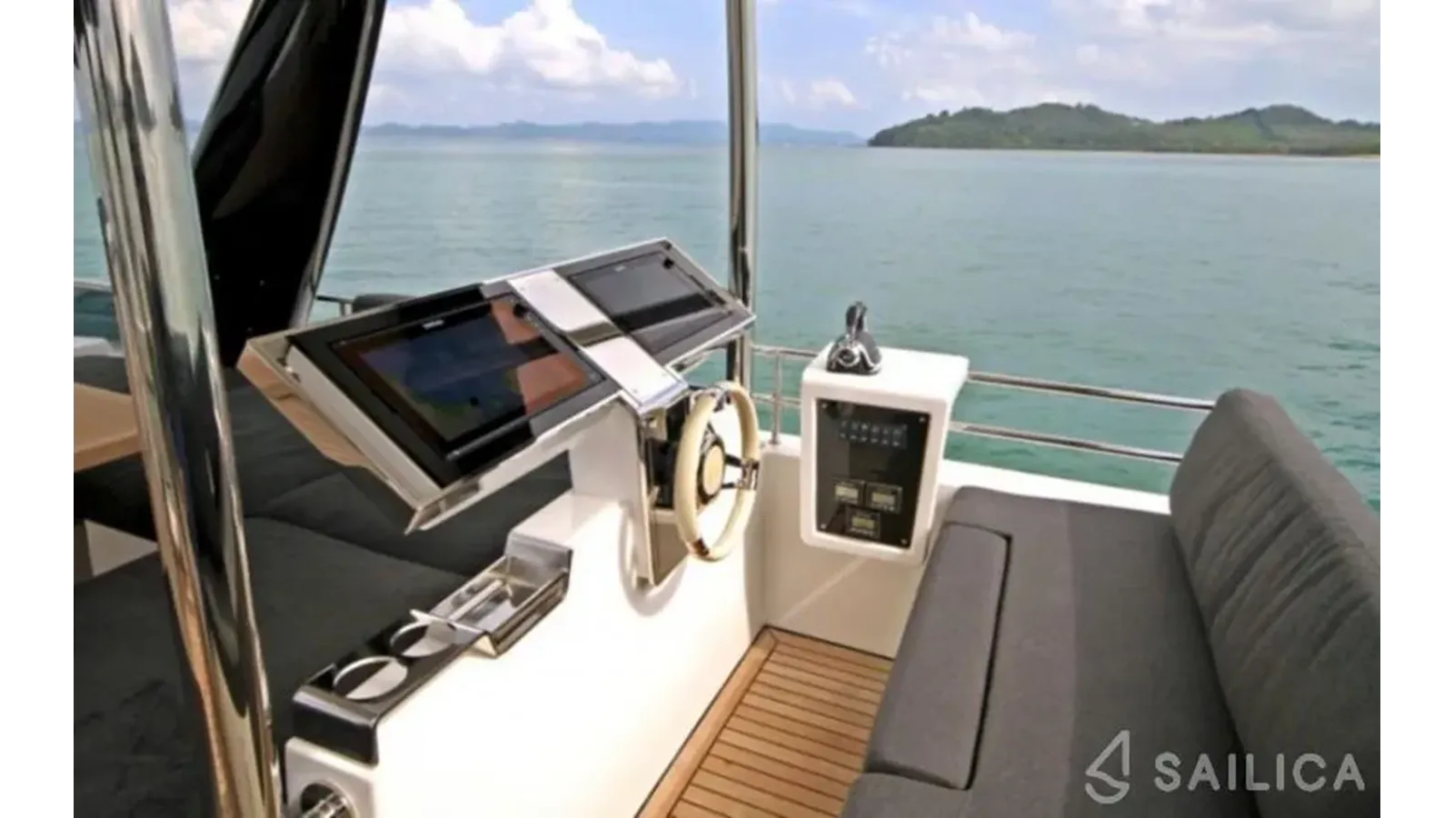 Buy a yacht 2016 Lagoon 630 Motor Yacht 2016