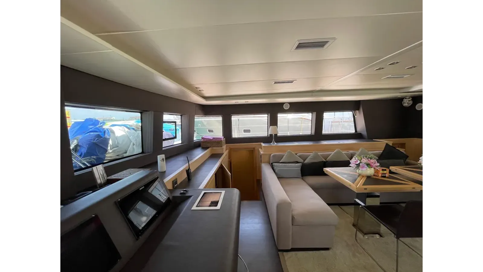 2016 Lagoon 630 Motor Yacht