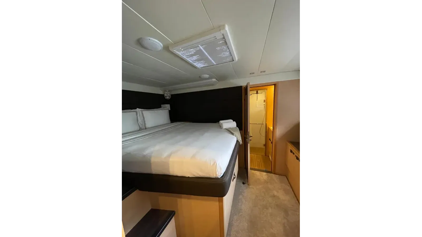 Buy a yacht 2016 Lagoon 630 Motor Yacht - Lagoon