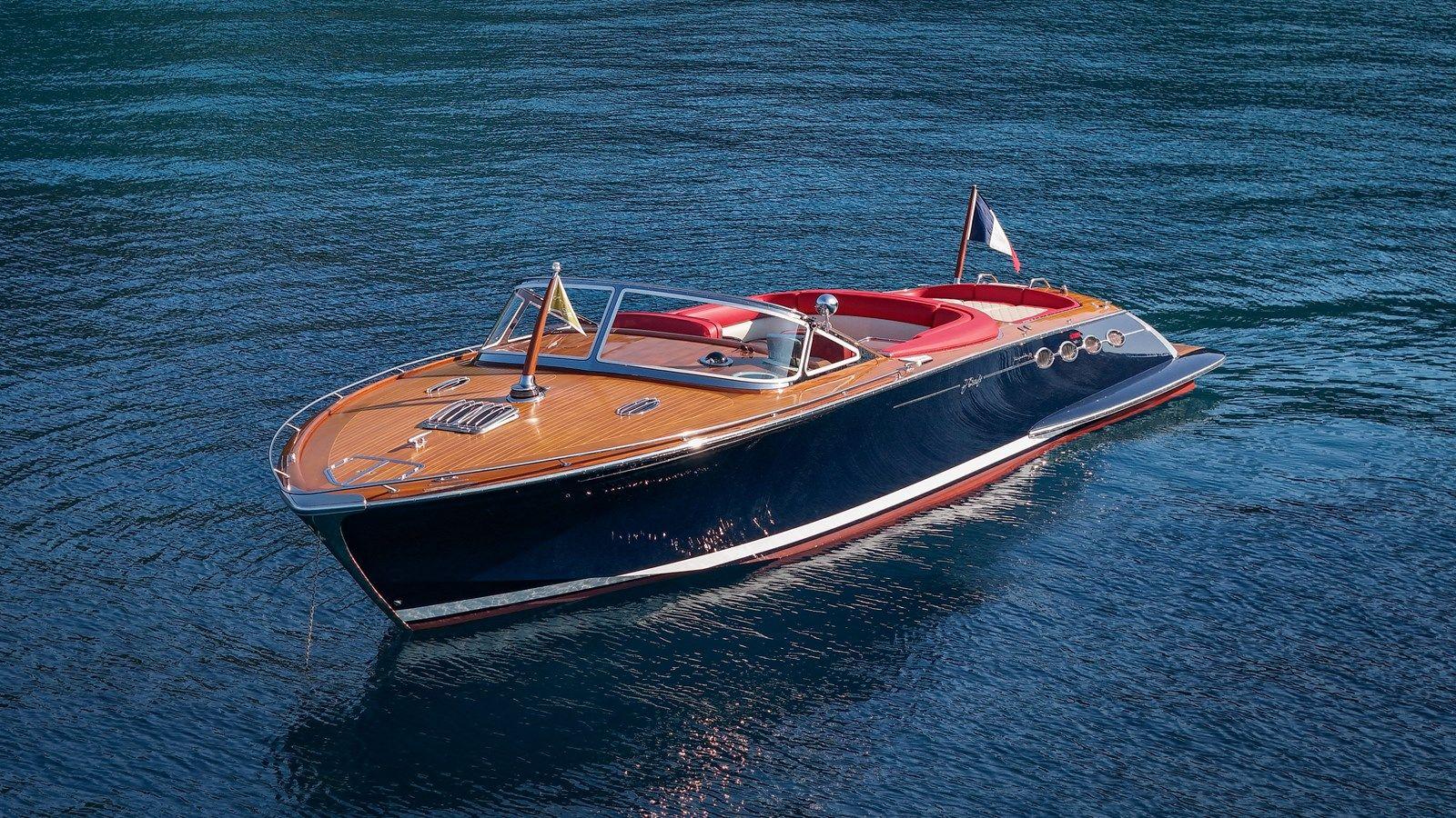 Buy a yacht Temptation 2011