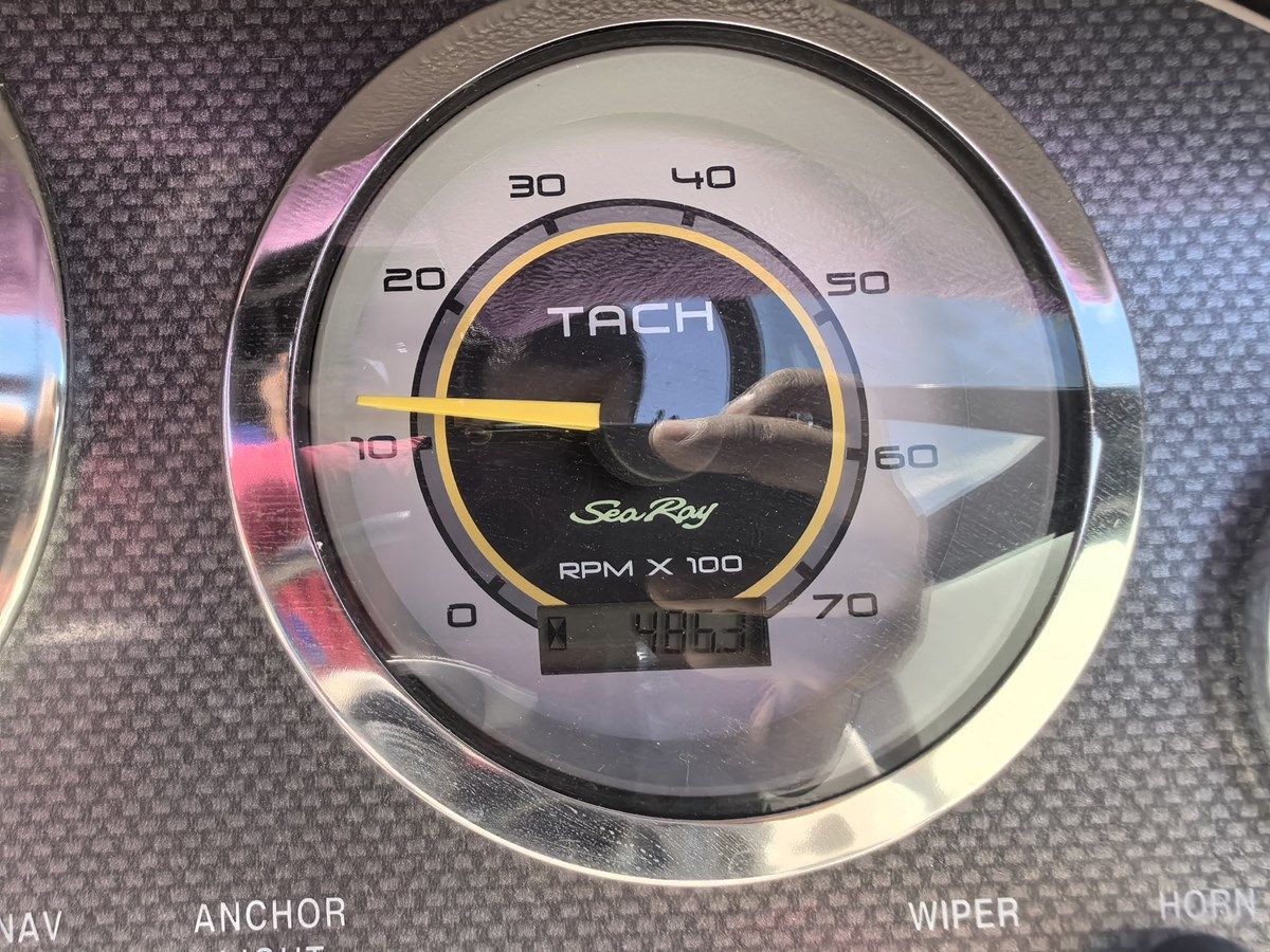 the best price on 2013 SeaRay 205 Sport @ Tequesquitengo 2013