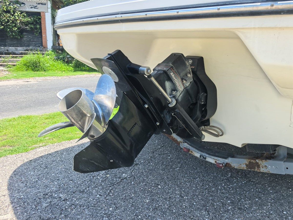 2013 SeaRay 205 Sport @ Tequesquitengo 21