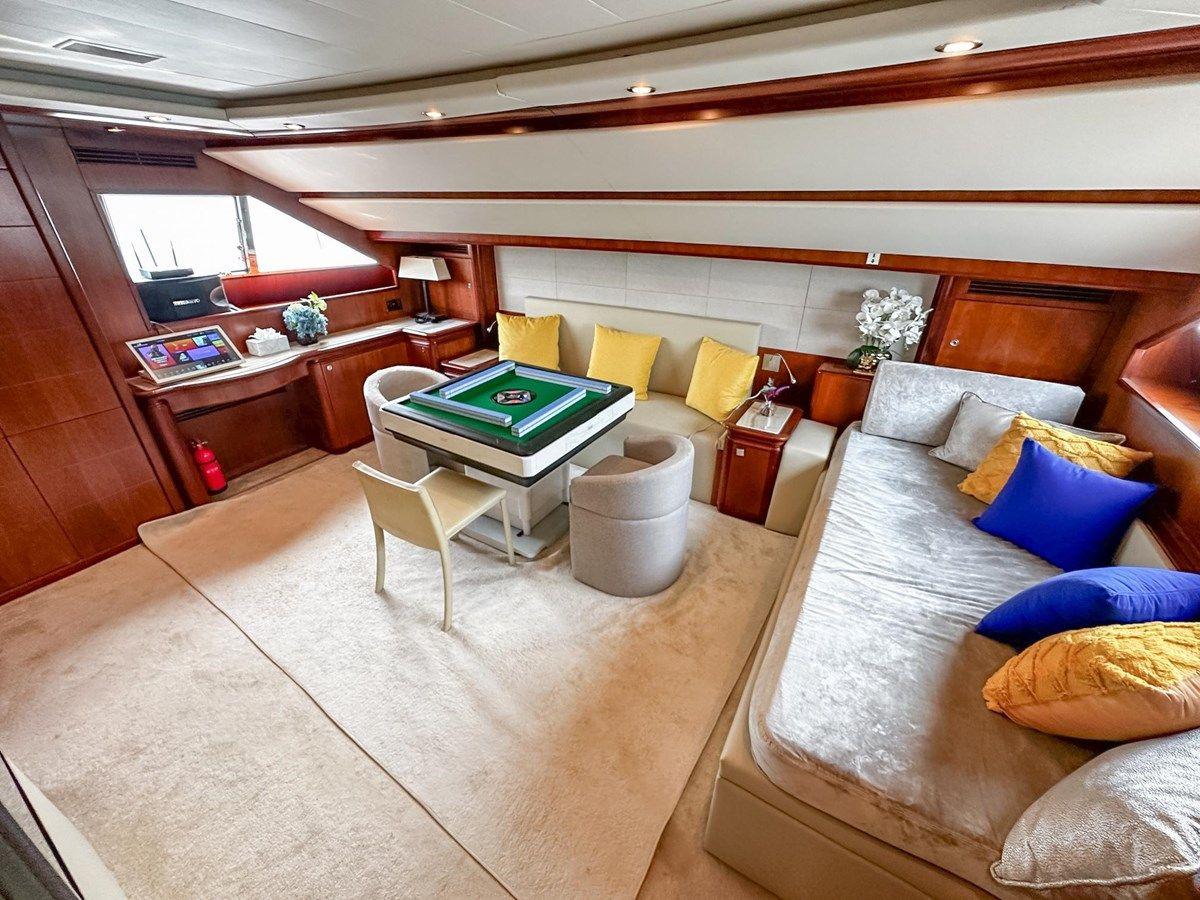 the best price on Custom Line 112 - FERRETTI CUSTOM LINE