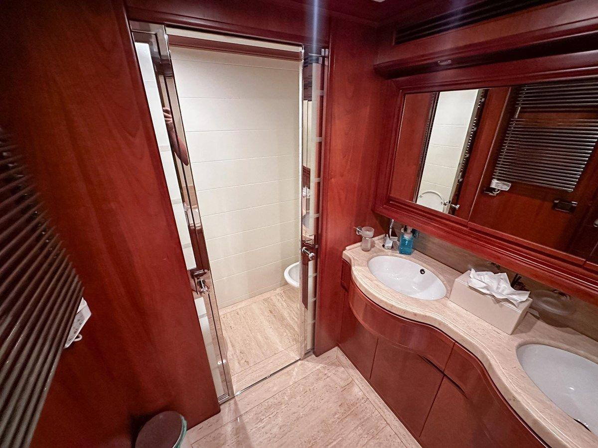 best yacht sales deals Custom Line 112 - FERRETTI CUSTOM LINE