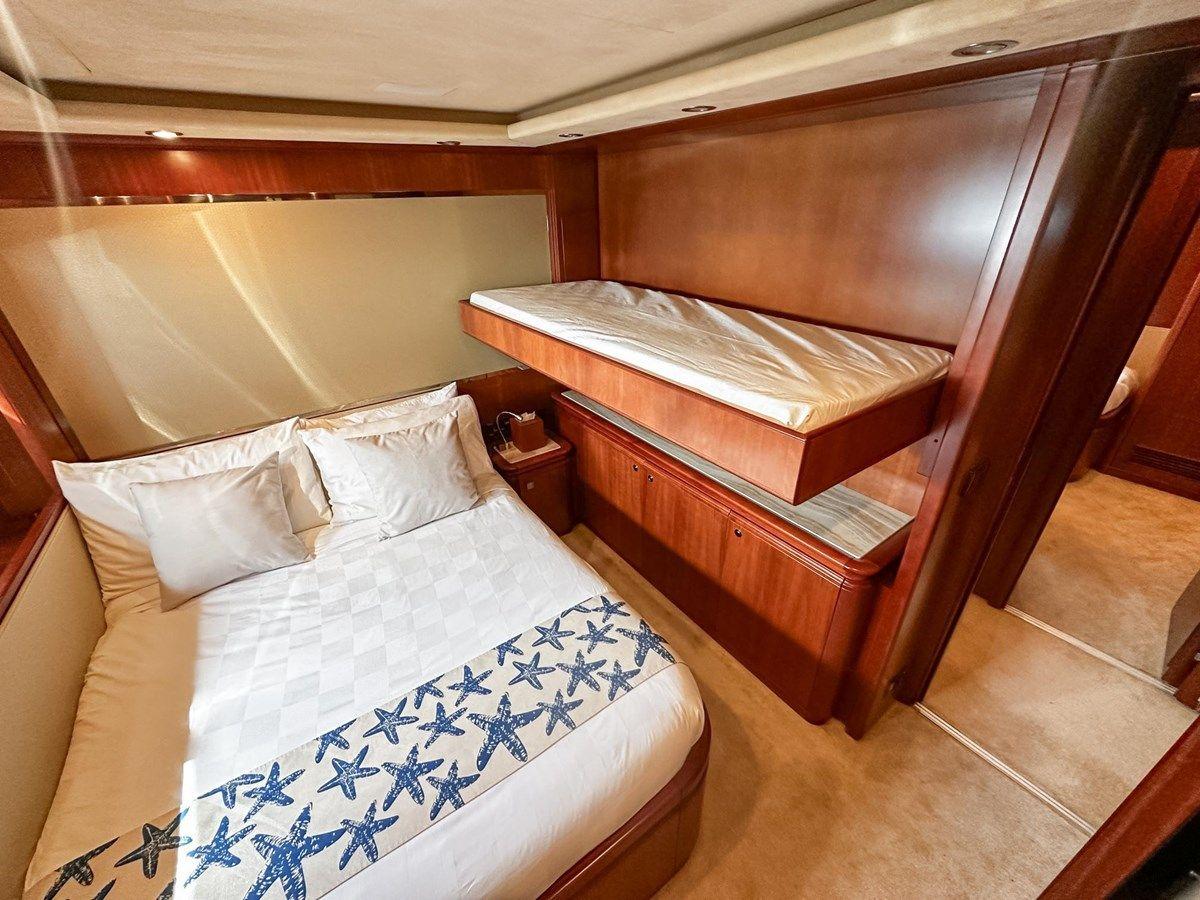 Buy a yacht Custom Line 112 Custom Line 112