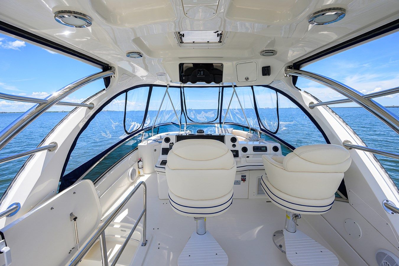 Buy a yacht YES DEAR - SEA RAY