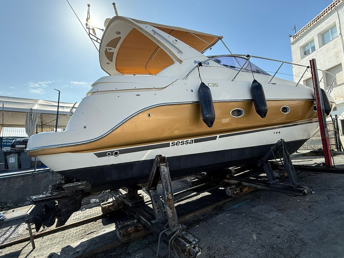 Продажа яхты LA DAMA MARIA