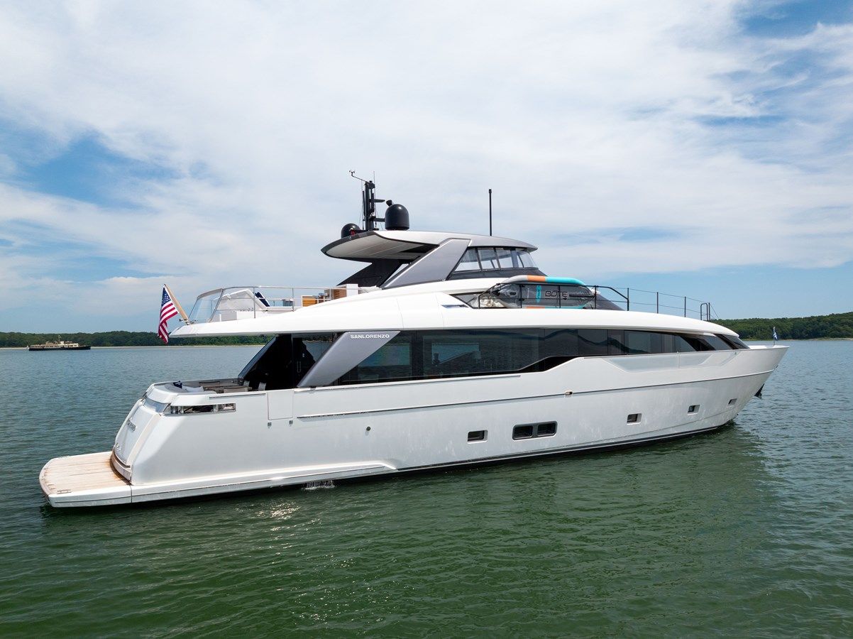 Купить яхту Sori San Lorenzo 90 в Shestakov Yacht Sales