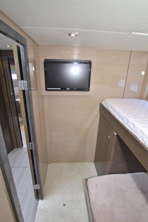 best yacht sales deals Stepping Stone V 2018