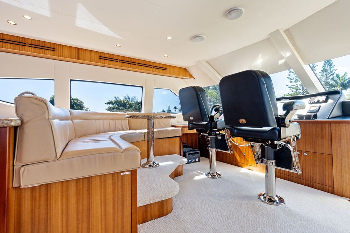 Buy a yacht GRIFFIN 80 Motor Yacht