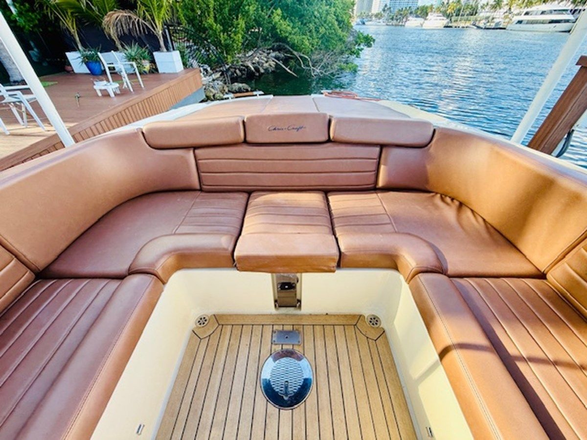 Buy a - Launch 32 at Shestakov Yacht Sales