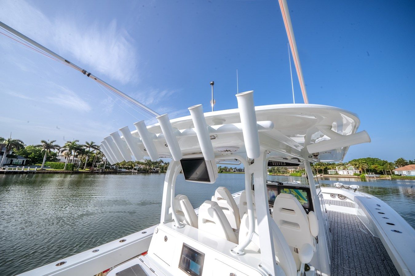 Buy a yacht With Belz On 47