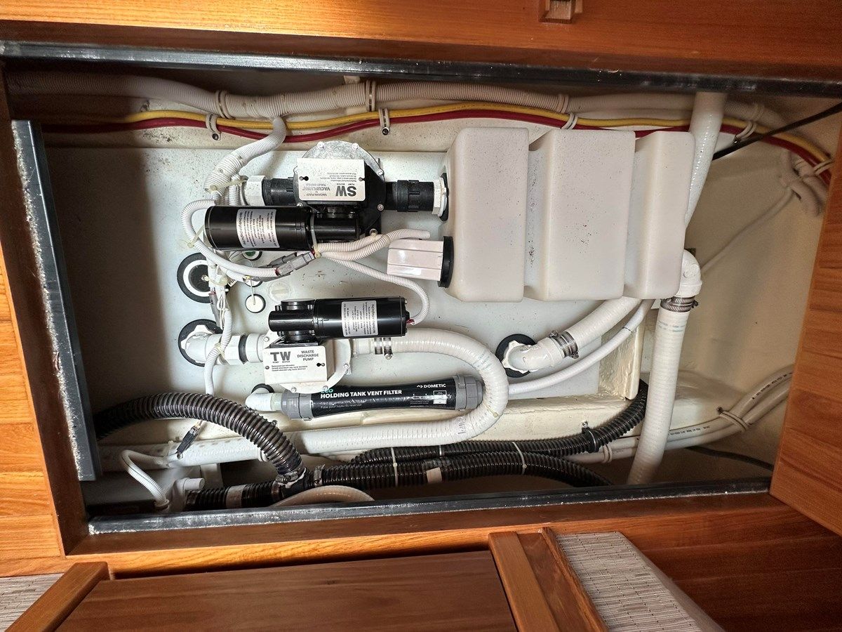 the best price on BUENA ONDA 39 COUPE