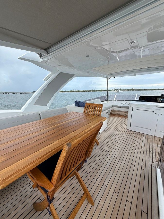 Buy a 4 Play - Sunseeker at Shestakov Yacht Sales