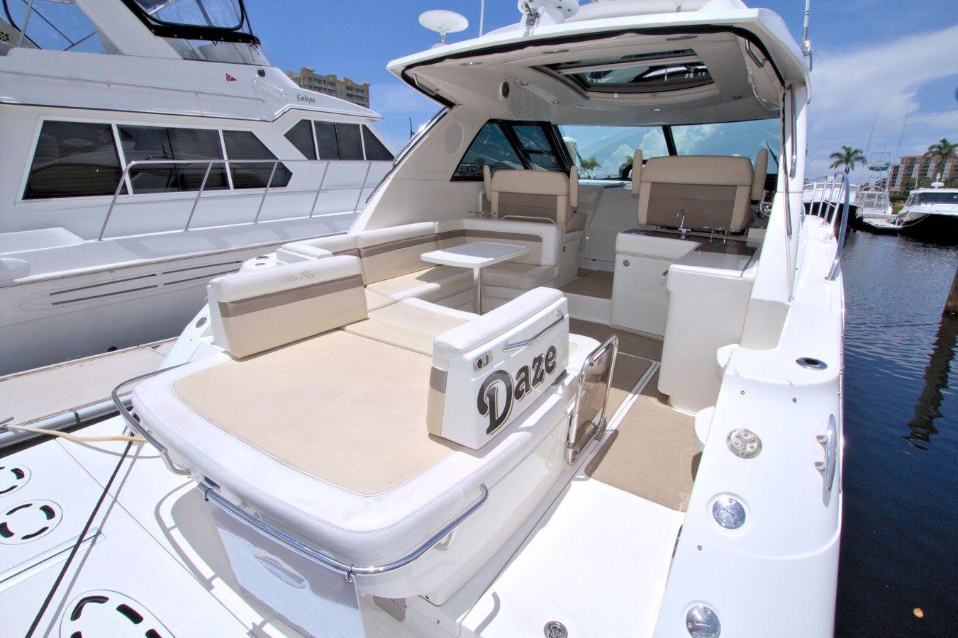 Sun Daze - SEA RAY yacht sale