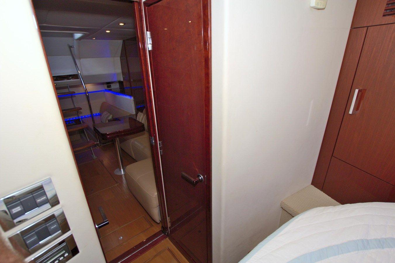 Sun Daze 450 Sundancer yacht sale