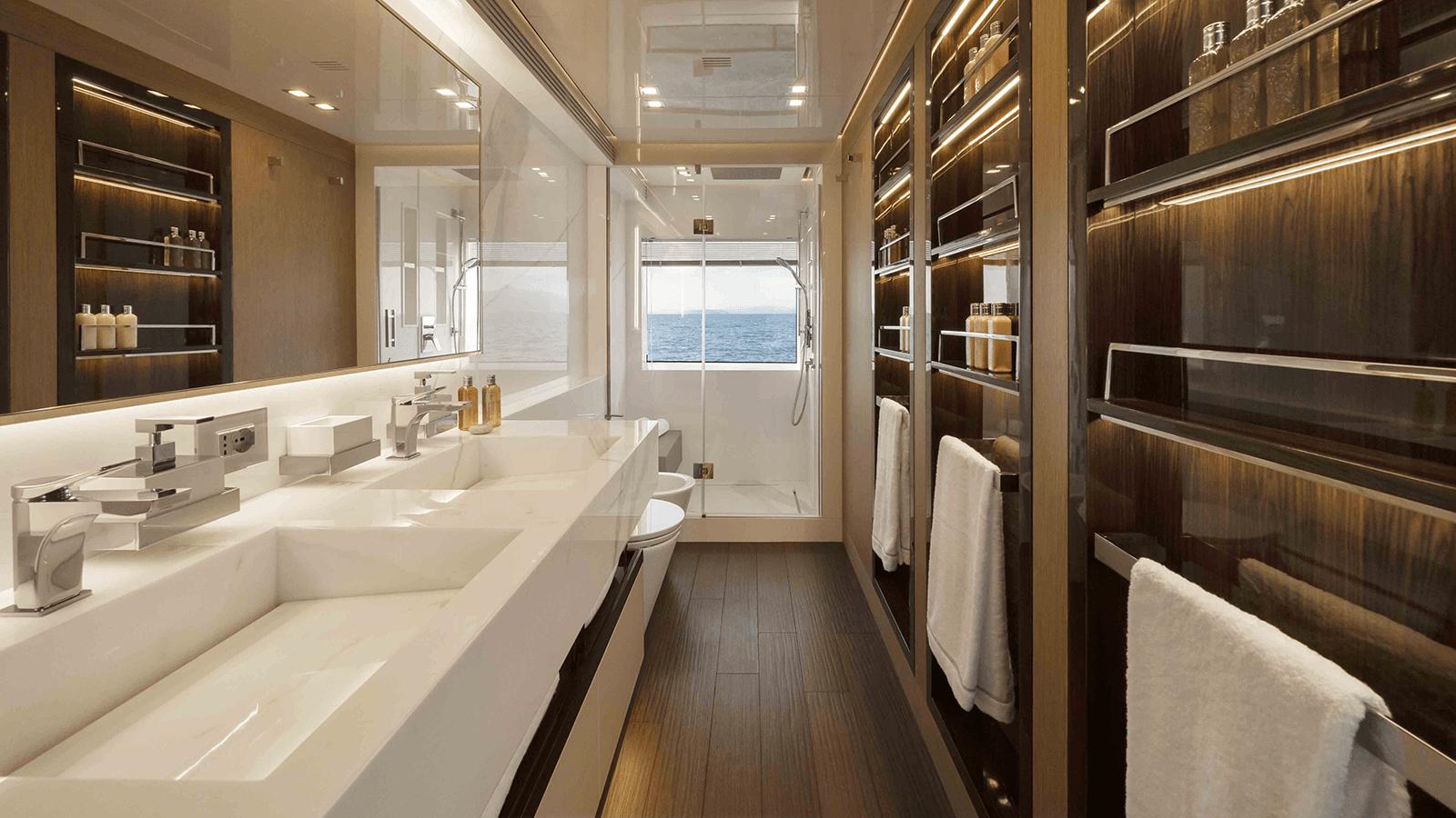 Продажа яхты FOUR JOYS - Maiora