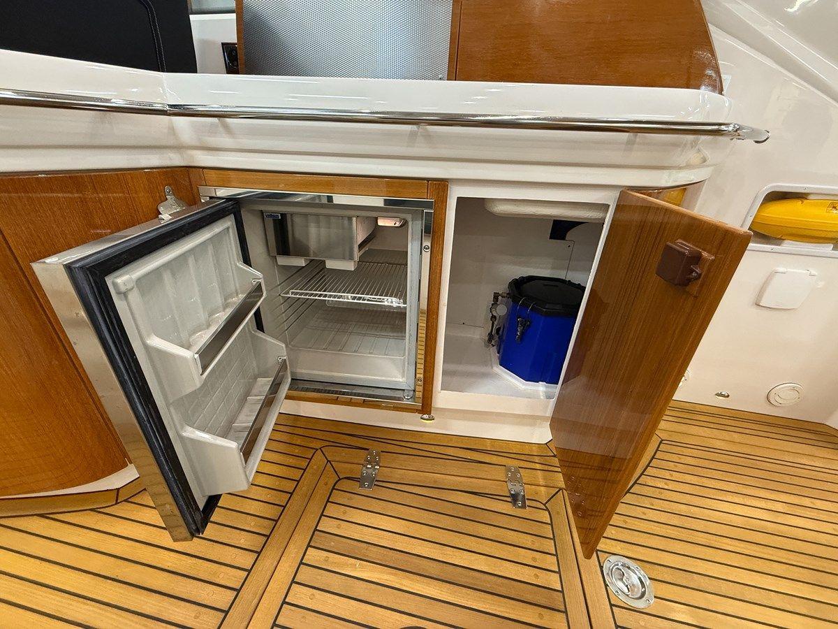 Buy a Nord West 430 SportsTop (NW430-021) 2013 at Shestakov Yacht Sales