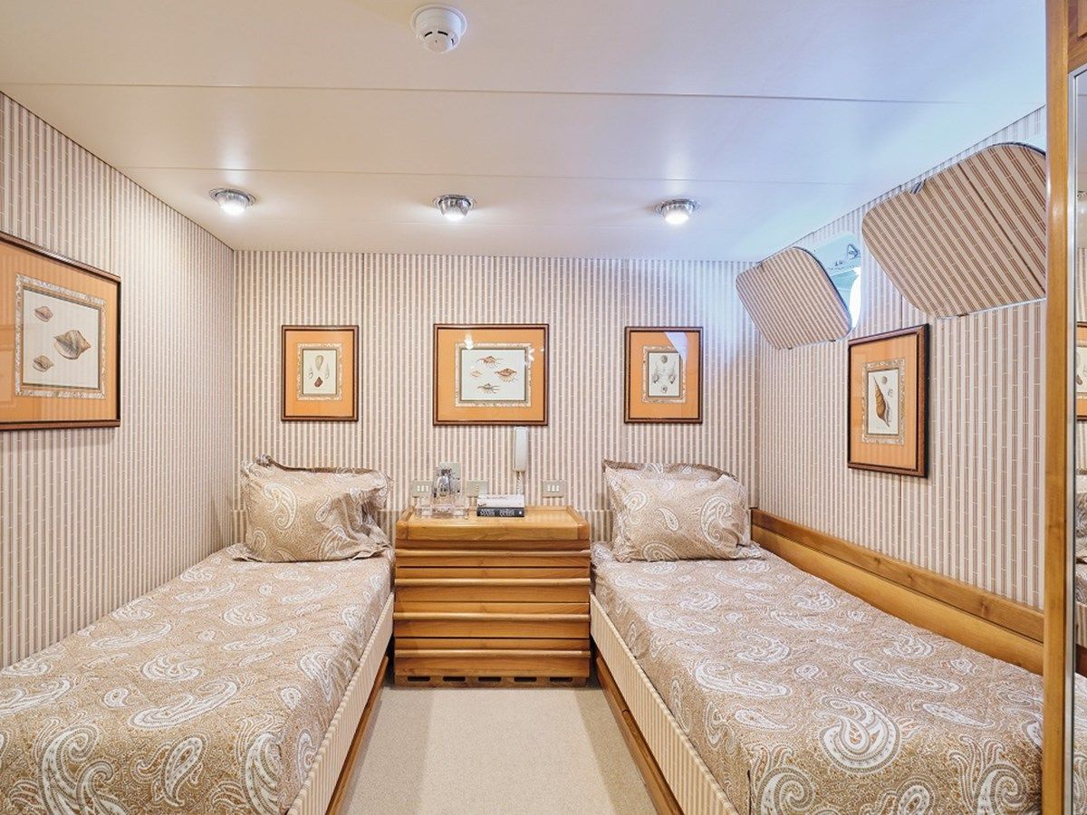 Продажа яхты AETEA 133