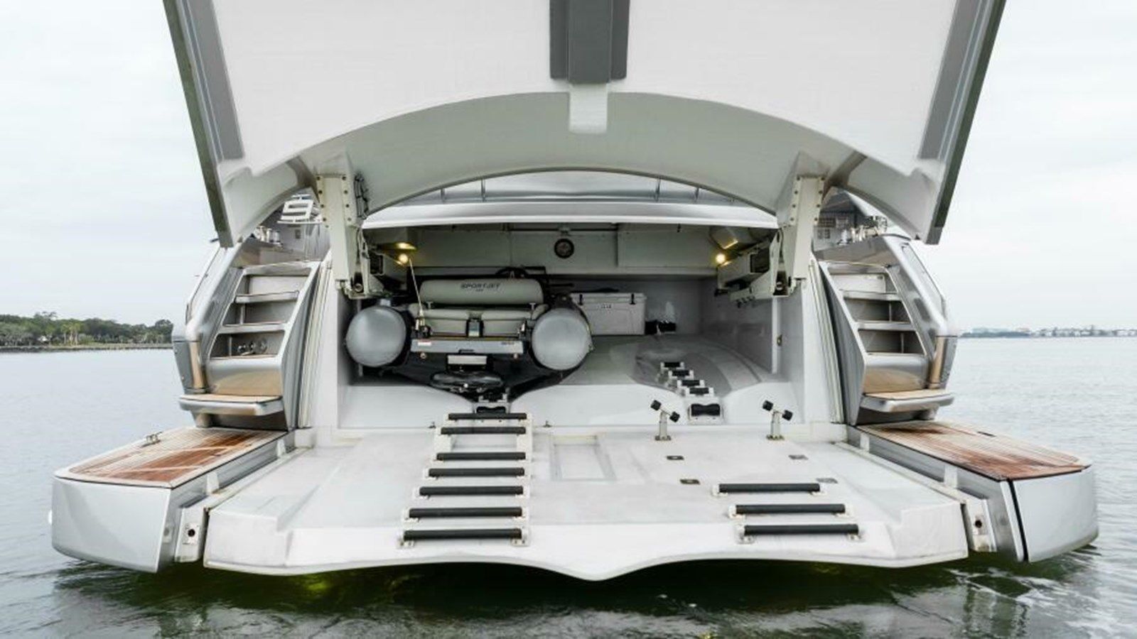 Продажа яхты STALLION 92