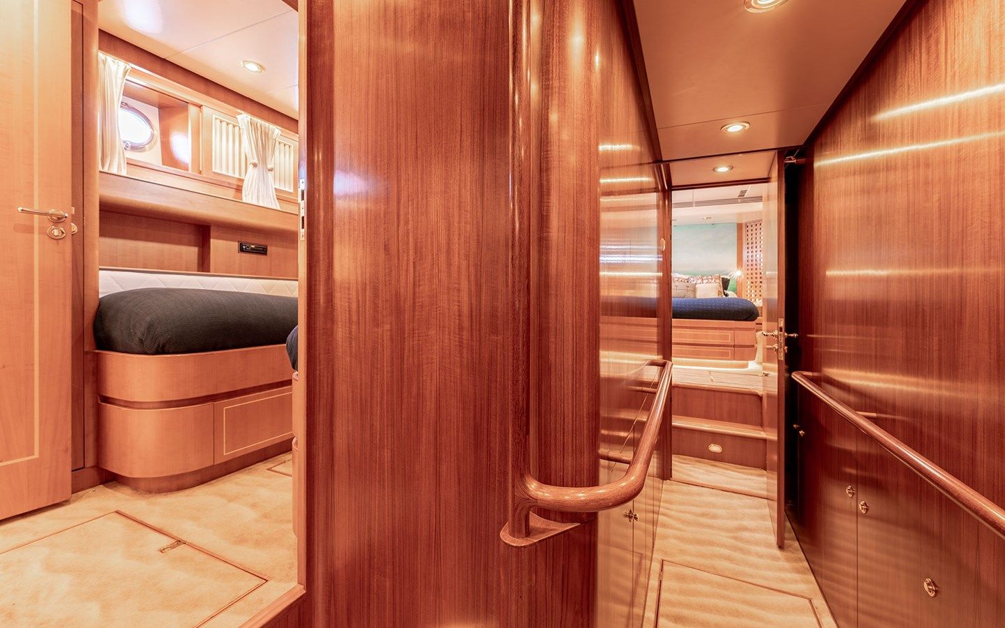 best yacht sales deals SCARENA 1995