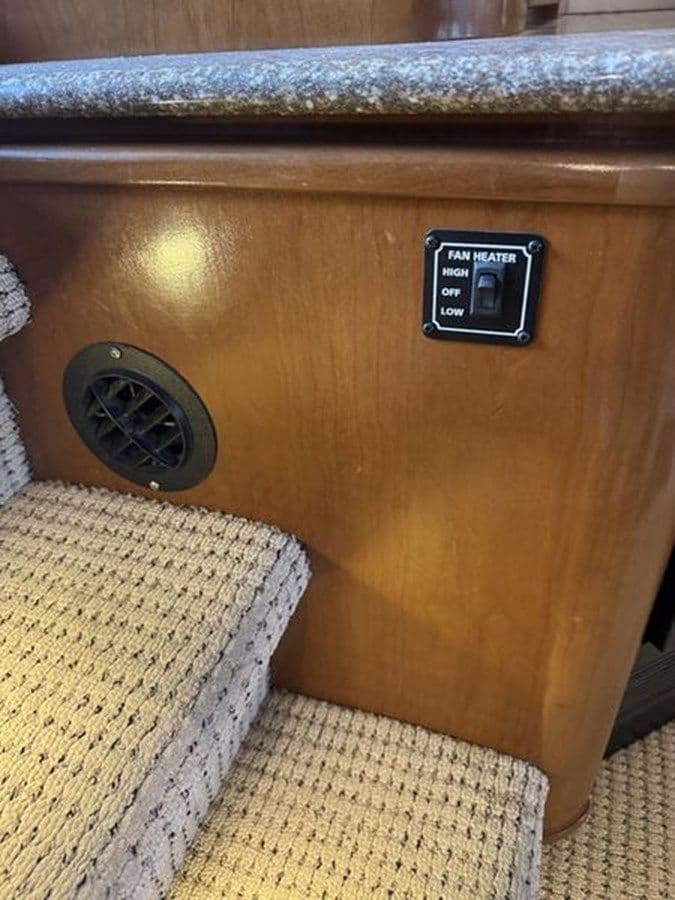 Лучшие предложения покупки яхты 2005 Meridian 490 Pilothouse