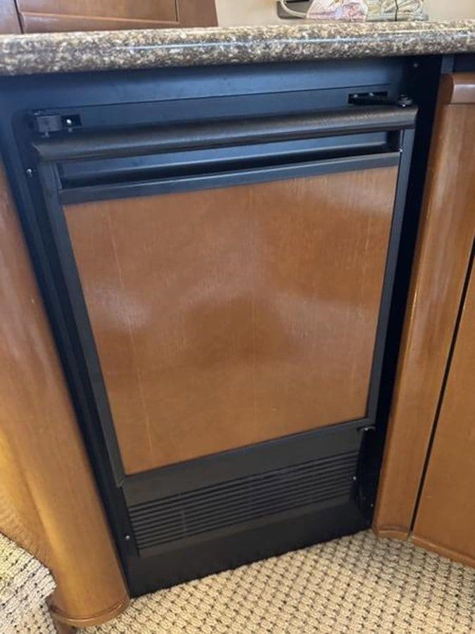 2005 Meridian 490 Pilothouse - Meridian