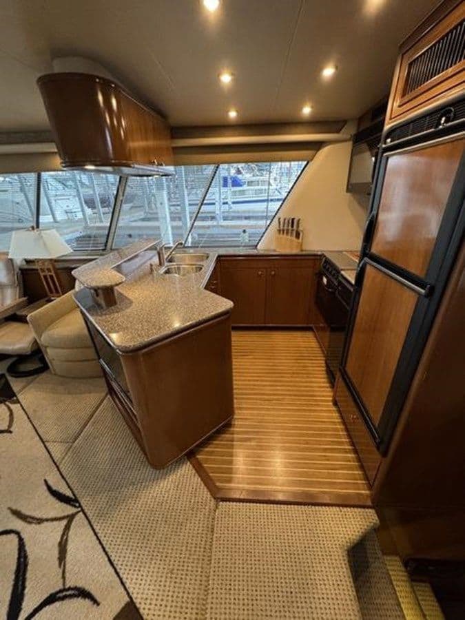 Купить яхту 2005 Meridian 490 Pilothouse 2005 в Shestakov Yacht Sales