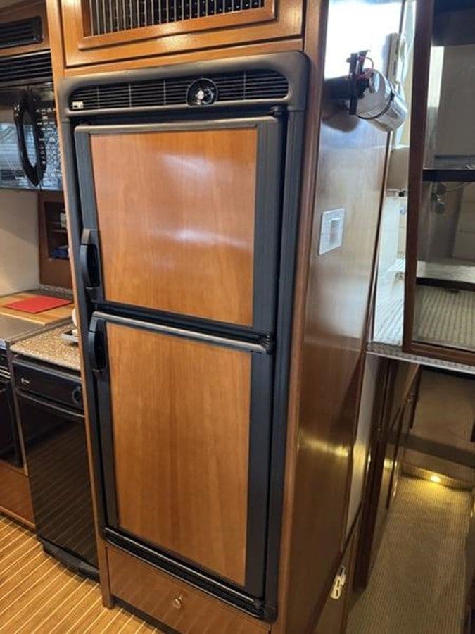 Стоимость яхты 2005 Meridian 490 Pilothouse - Meridian