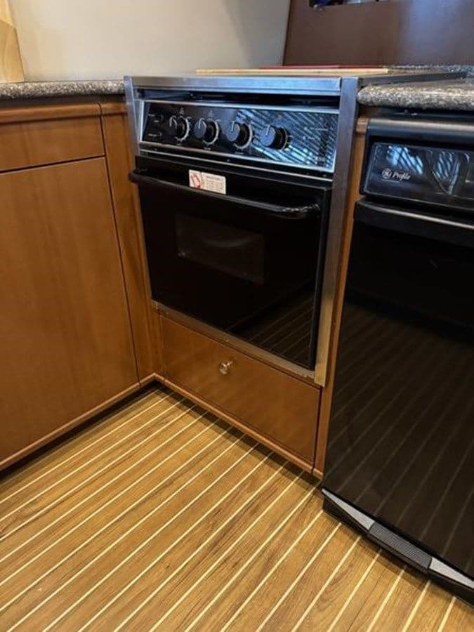 Лучшие предложения покупки яхты 2005 Meridian 490 Pilothouse 49