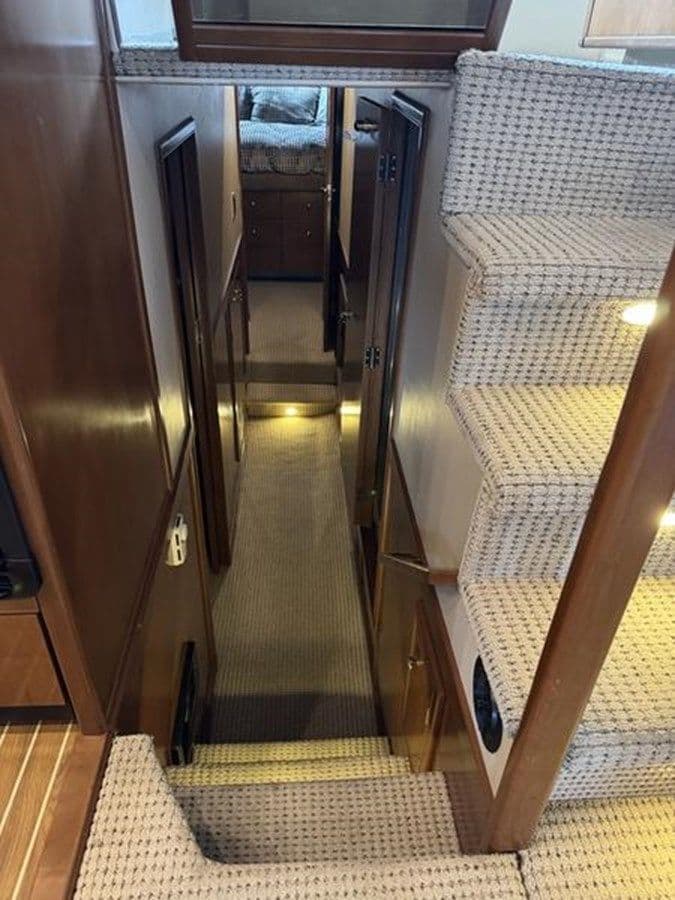 Продажа яхты 2005 Meridian 490 Pilothouse - Meridian