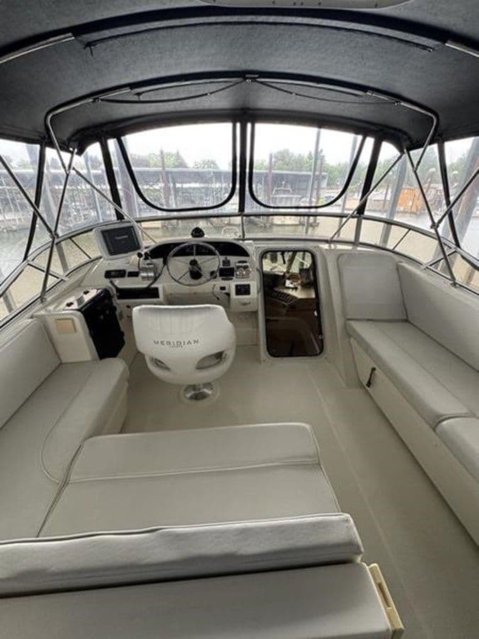 Лучшие предложения покупки яхты 2005 Meridian 490 Pilothouse - Meridian