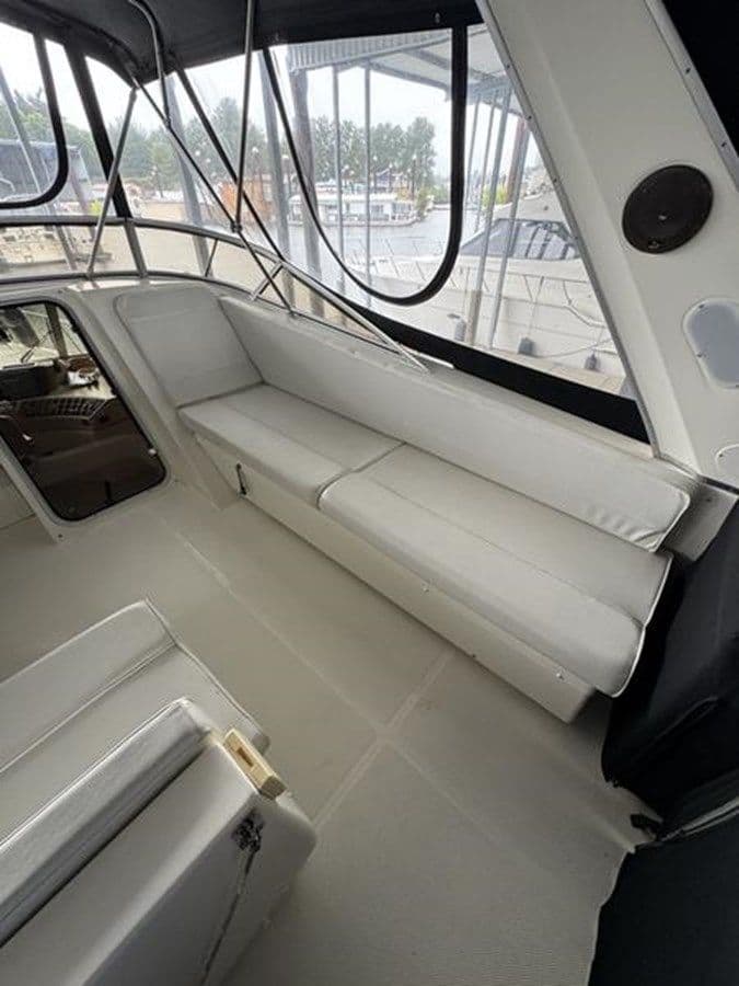 Купить яхту 2005 Meridian 490 Pilothouse в Shestakov Yacht Sales