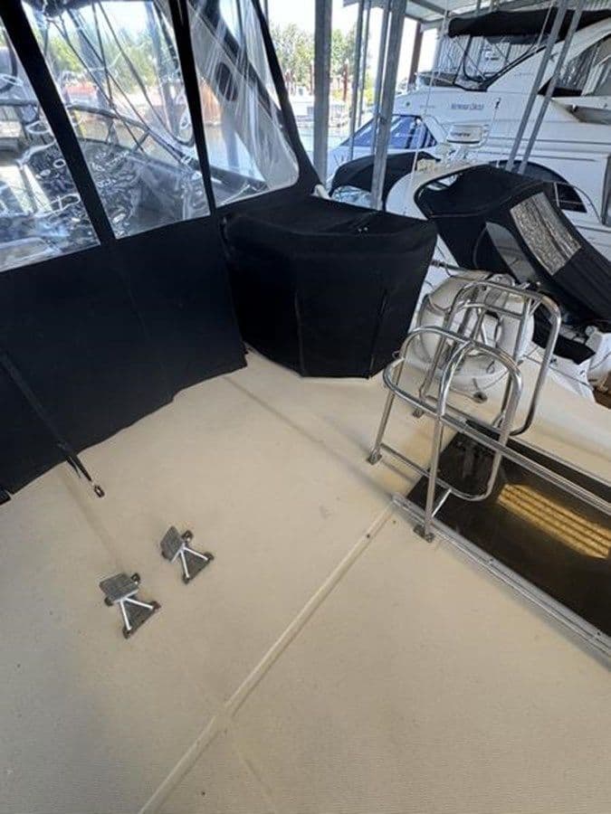 2005 Meridian 490 Pilothouse - Meridian