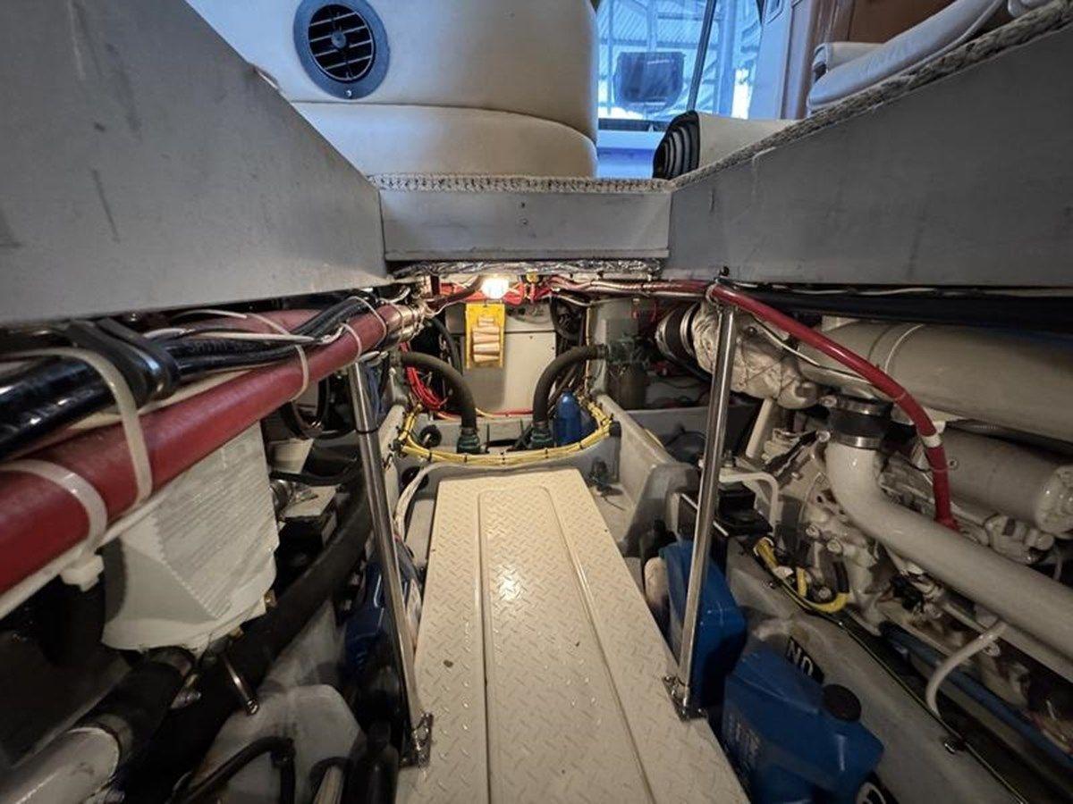 Купить яхту 2005 Meridian 490 Pilothouse 49 в Shestakov Yacht Sales