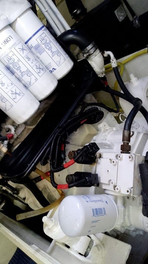 Продажа яхты Silverton 45 Convertible 47