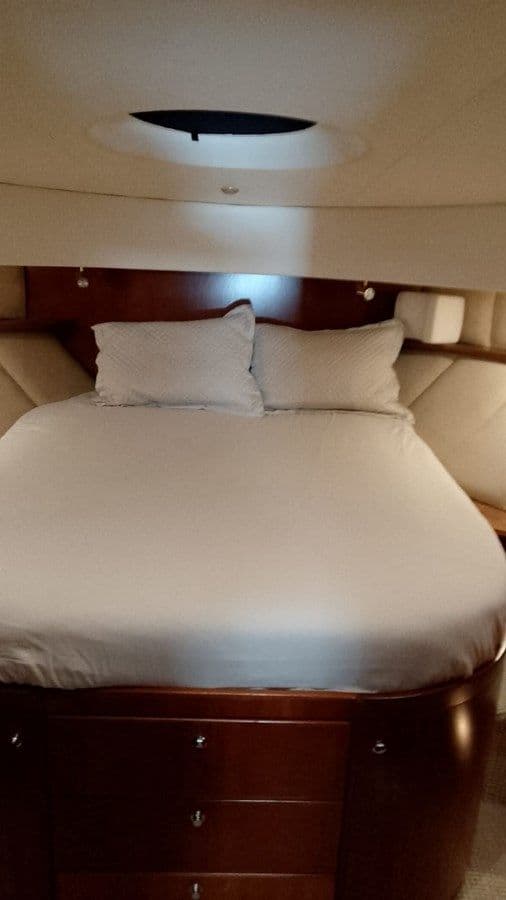 Silverton 45 Convertible 47