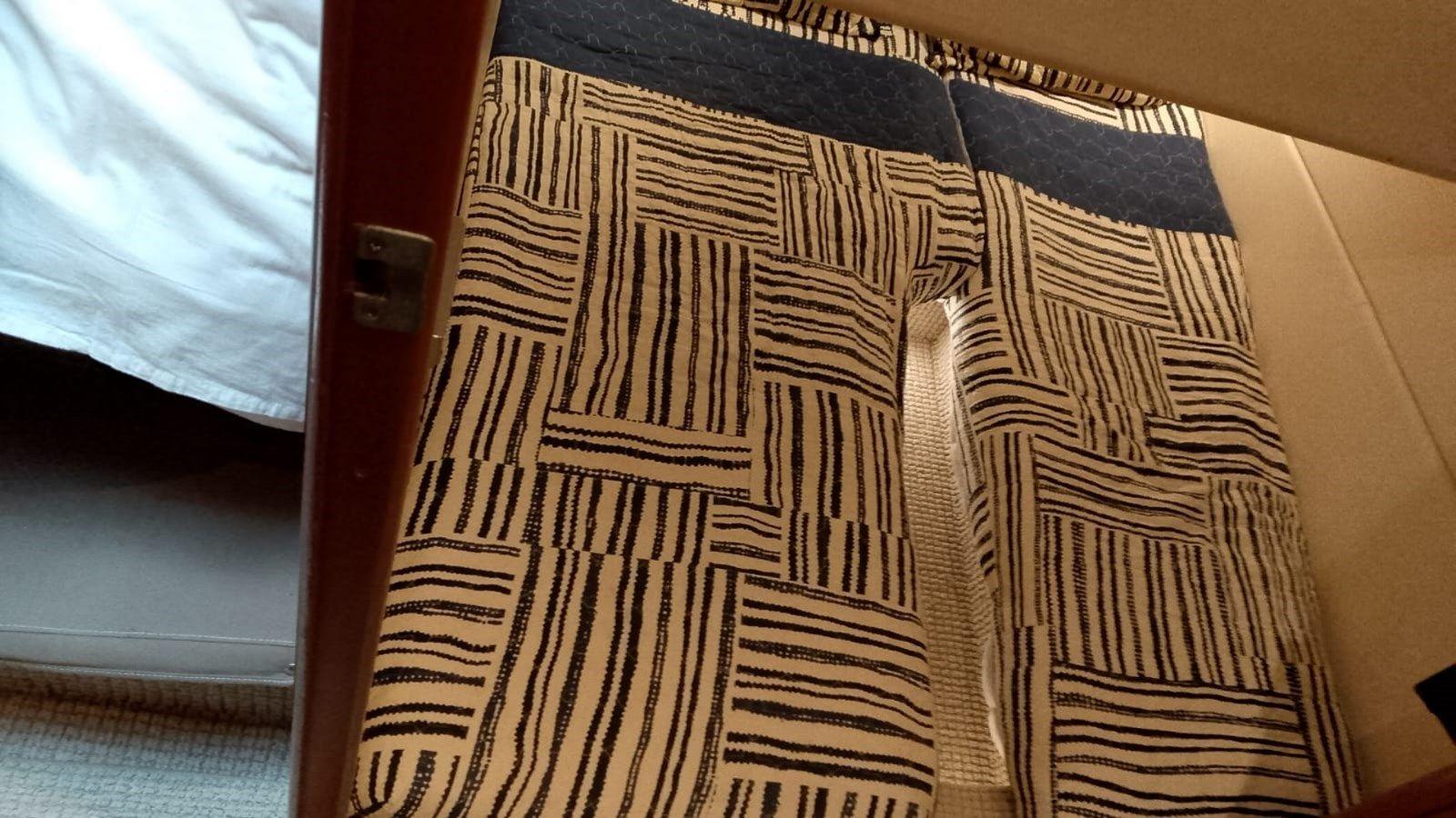 Лучшая цена на Silverton 45 Convertible - Silverton