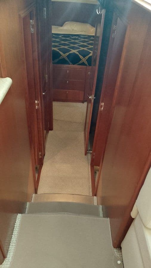 Купить яхту Silverton 45 Convertible - Silverton в Shestakov Yacht Sales