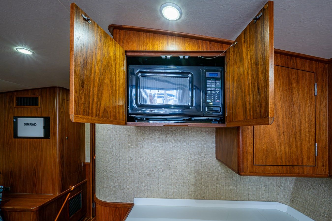 Buy a yacht MO BETTA - BILLY KNOWLES